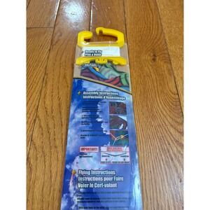 SkyTails 25 Inch Swirl Pattern Nylon Kite Fiberglass Airframe Ready to Fly 81436